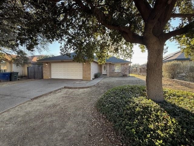 8914 Orange Blossom Loop in Laredo, TX - Building Photo