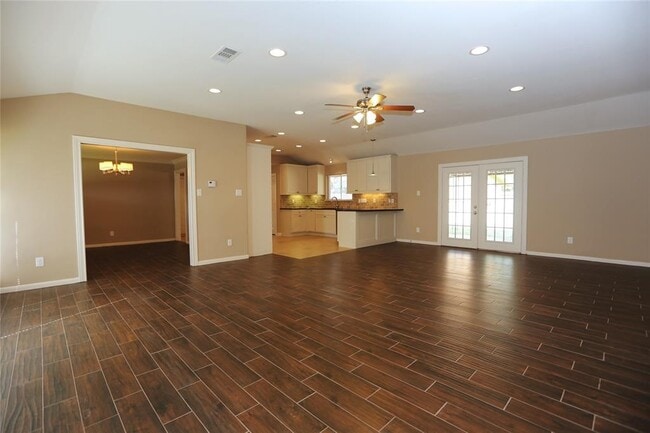 7802 Valley View Ln in Houston, TX - Building Photo - Building Photo