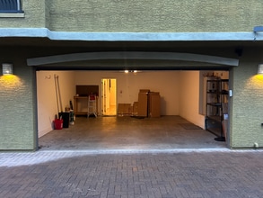 15240 N 142nd Ave in Surprise, AZ - Foto de edificio - Building Photo