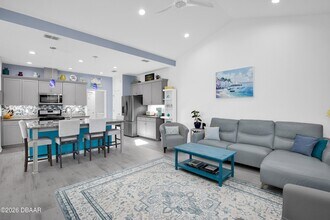 533 Margaritaville Ave in Daytona Beach, FL - Building Photo - Building Photo