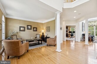 26368 Strathaven Ct in Chantilly, VA - Building Photo - Building Photo