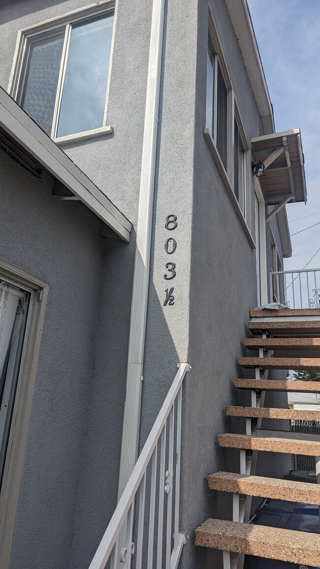 803 1/2 Indiana Ave, Unit 1