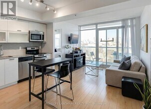 36 Lisgar St in Toronto, ON - Building Photo - Building Photo