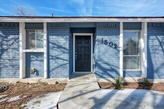 1502 Sagebrush Dr in Round Rock, TX - Building Photo - Building Photo