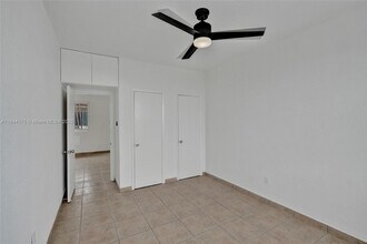2160 Bay Dr in Miami Beach, FL - Building Photo - Building Photo