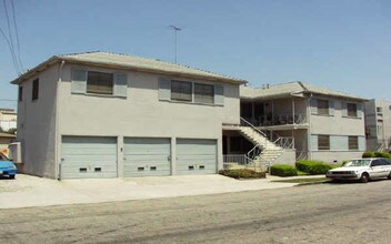 8403 W 1st St in Los Angeles, CA - Foto de edificio - Building Photo