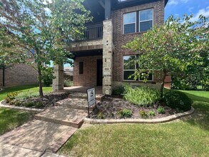 1030 Lone Ivory Trail in Arlington, TX - Building Photo - Building Photo