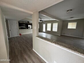 5385 Circus Ln in El Paso, TX - Building Photo - Building Photo