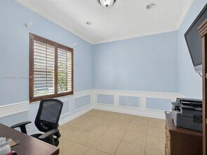240 Isle Verde Way in Palm Beach Gardens, FL - Building Photo - Building Photo