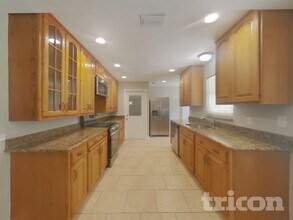 268 Plumosa Dr, Unit 428 in Largo, FL - Building Photo - Building Photo