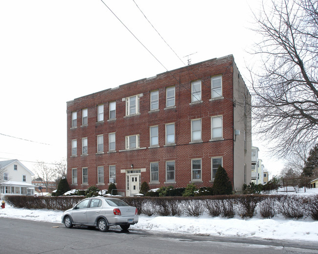 109-110 George St in Hartford, CT - Foto de edificio - Building Photo