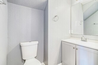 2912 E Columbus Dr in Tampa, FL - Building Photo - Building Photo