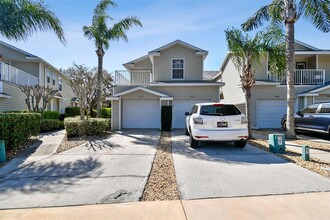 1912 Hammocks Ave in Lutz, FL - Building Photo - Building Photo