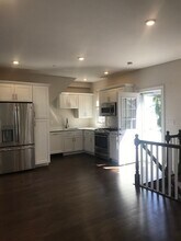 37 Walnut Pl in Newton, MA - Building Photo - Building Photo