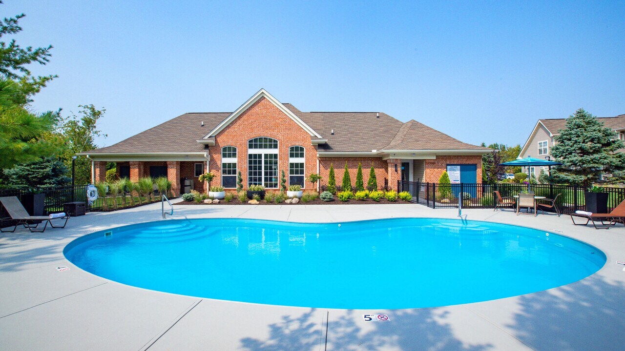 The Reserve at Monroe Crossings in Monroe, OH - Building Photo