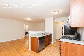 4816 N Springfield Ave in Chicago, IL - Building Photo - Building Photo