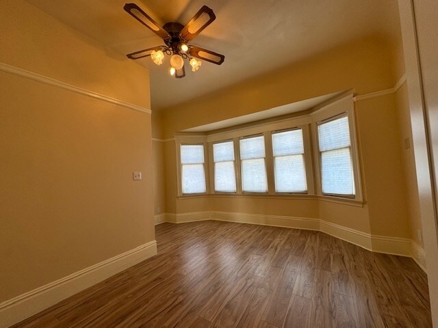 2450 San Jose Ave, Unit Upper in Alameda, CA - Foto de edificio - Building Photo