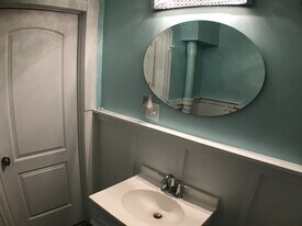 3006 Montclair Ave in Cleveland, OH - Building Photo