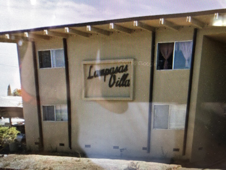 515 Lampasas Ave in Sacramento, CA - Building Photo