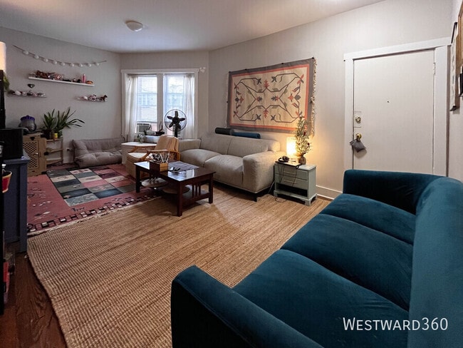 property at 1664 W Farwell Ave