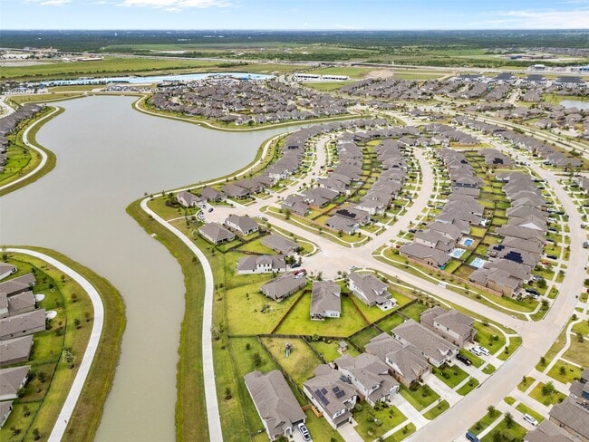 property at 2405 Bayrose Dr