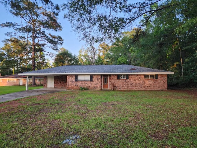 property at 521 Meadow Ln