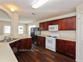 6527 Gorton Dr in Katy, TX - Foto de edificio - Building Photo