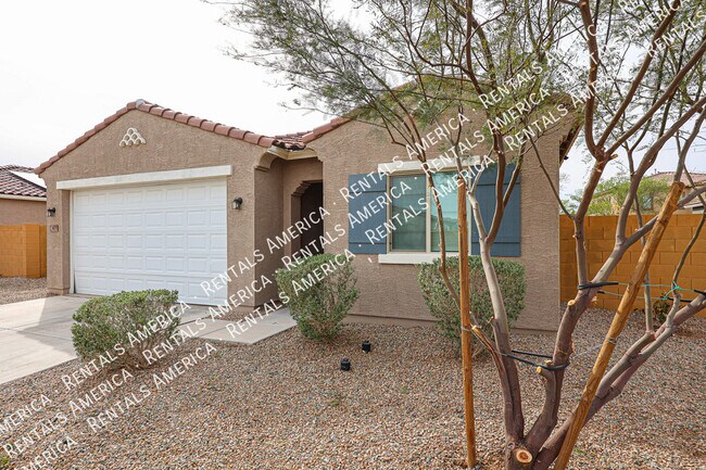 683 E Ruby Dr in Casa Grande, AZ - Building Photo - Building Photo