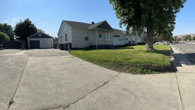 516 Goethals Dr in Richland, WA - Building Photo - Building Photo