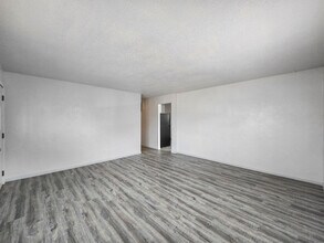 2905 Dietz St in Indianapolis, IN - Building Photo - Building Photo