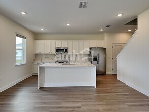 5943 Pinewood Ests Dr in St. Cloud, FL - Building Photo - Building Photo