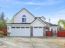 376 Blue Oak Ln in Clayton, CA - Building Photo