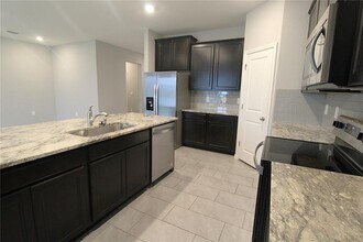 5120 Tannin Ln in Bradenton, FL - Building Photo - Building Photo