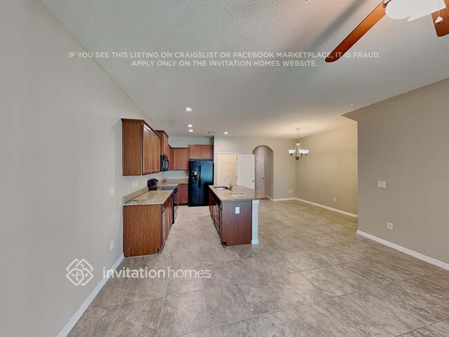 10423 Orchid Mist Ct in Riverview, FL - Foto de edificio - Building Photo