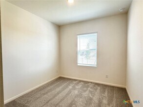 124 Parrigin Cv in San Marcos, TX - Building Photo - Building Photo