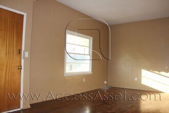 207 E Graham Ave in Lake Elsinore, CA - Building Photo - Building Photo