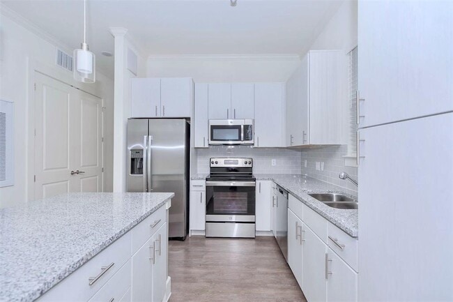 property at 2920 El Dorado Blvd