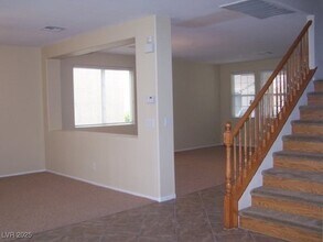 283 Maddelena Ave in Las Vegas, NV - Building Photo - Building Photo