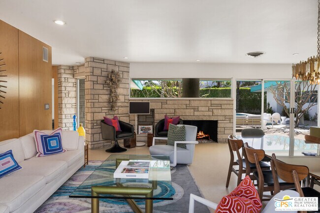 780 S Palo Verde Ave in Palm Springs, CA - Building Photo - Building Photo