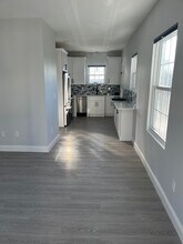 229 Oneil Rd in Somerset, MA - Building Photo - Building Photo