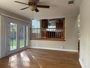 861 Sonnet Dr in Vacaville, CA - Building Photo - Building Photo