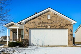 3400 Roundlake Lane in Whitestown, IN - Building Photo