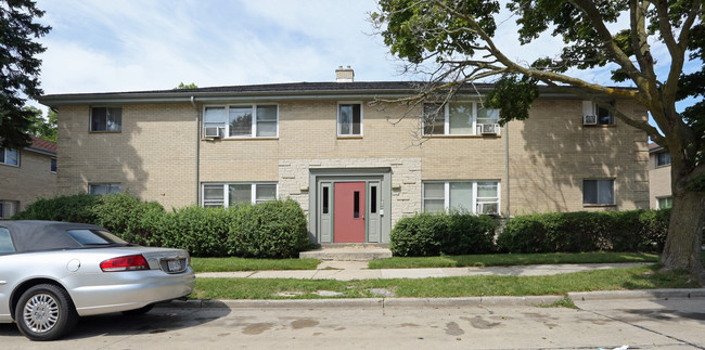 1524 Melvin Ave in Racine, WI - Foto de edificio - Building Photo