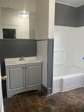 2989 E 61st St in Cleveland, OH - Building Photo - Building Photo