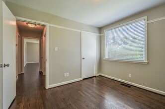 5015 Packard Dr in Nashville, TN - Building Photo - Building Photo