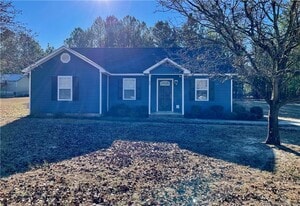 77 Orchard Crest Cir in Sanford, NC - Building Photo
