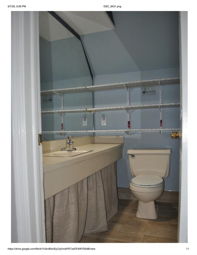 30 Lear Ct in East Brunswick, NJ - Building Photo - Building Photo
