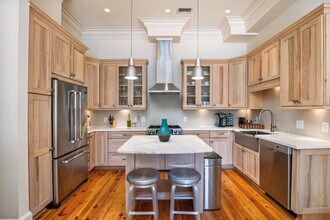 54 St Philip St in Charleston, SC - Building Photo - Building Photo