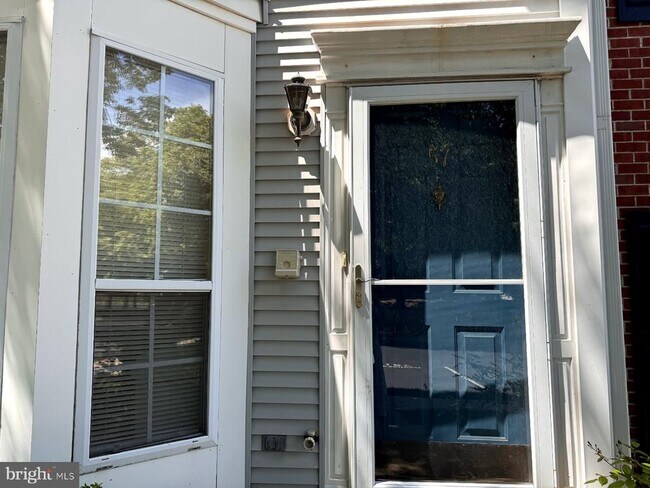 57 Columbus Dr in Franklin Township, NJ - Building Photo - Building Photo