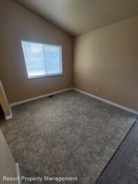 1806 E 3rd Ave photo'